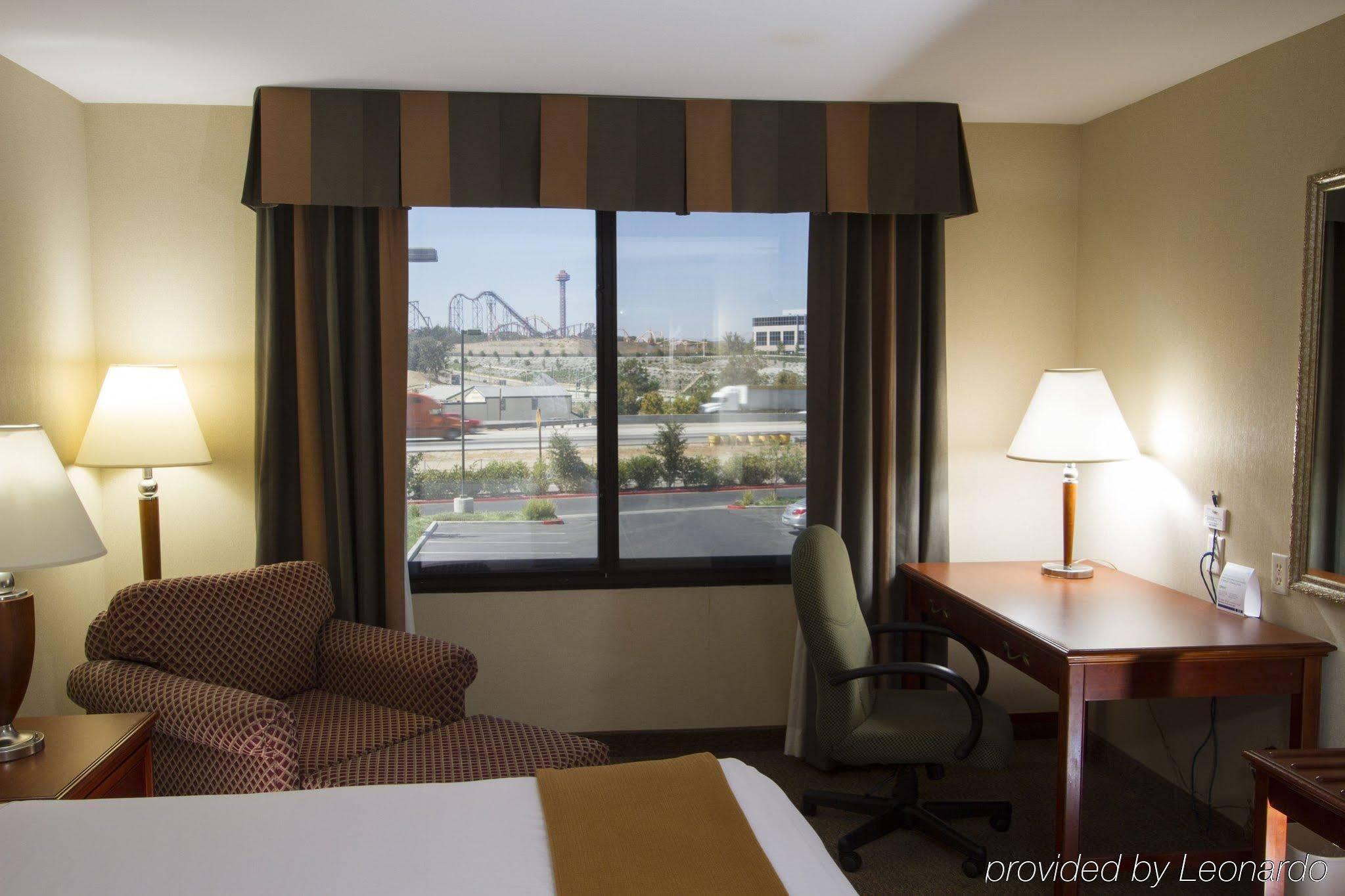 Best Western Valencia/Six Flags Inn & Suites Santa Clarita Exterior foto