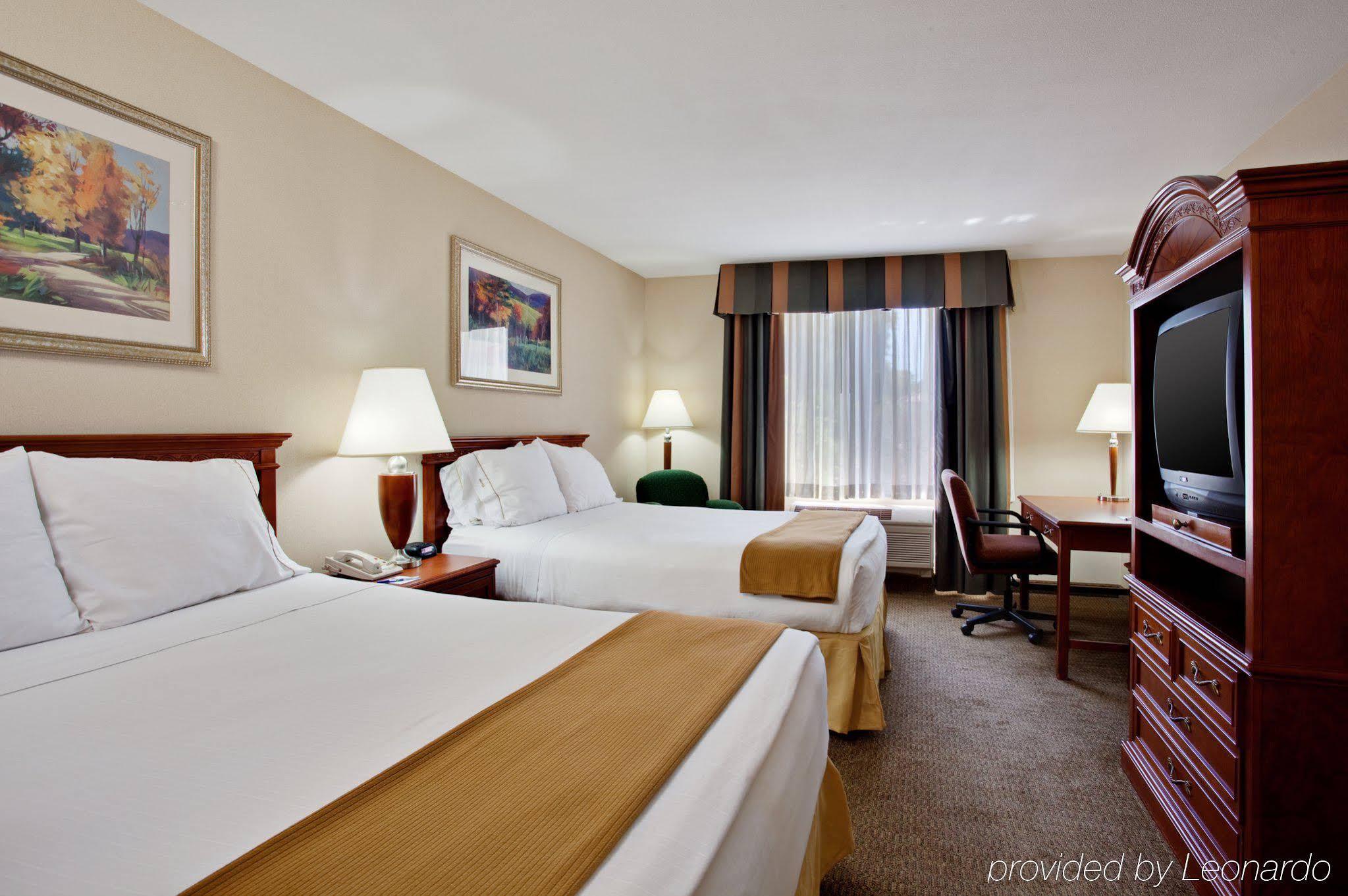 Best Western Valencia/Six Flags Inn & Suites Santa Clarita Exterior foto